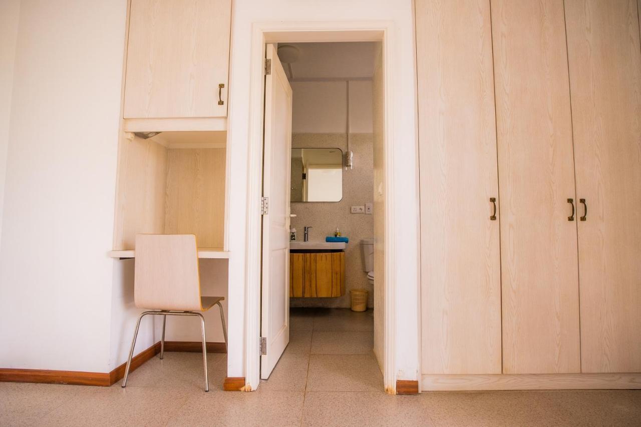 Villa Angelou - Sunlit Beach Getaway With Pool And Wifi Belle Mare Bagian luar foto